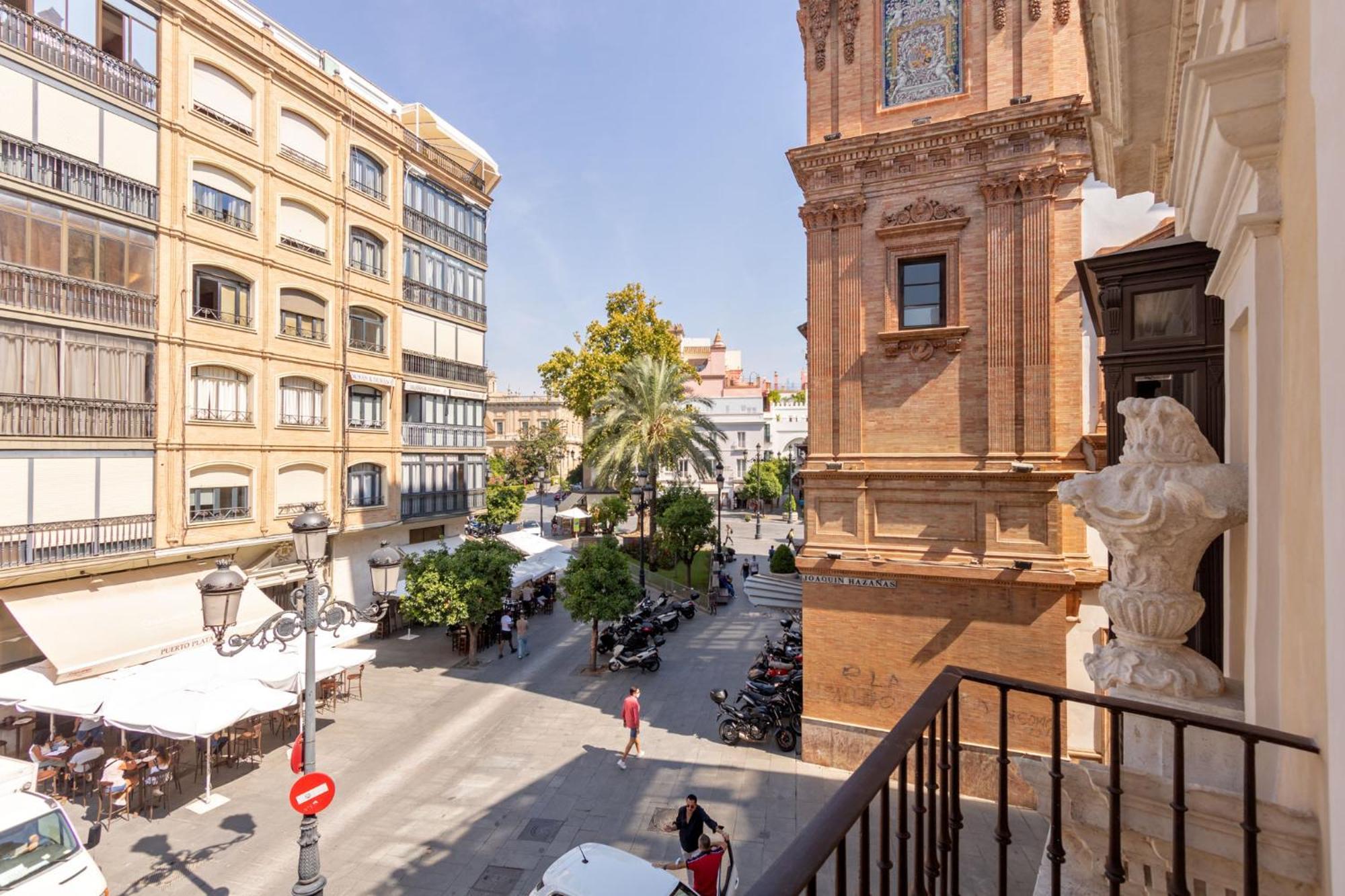 Casa De La Moneda Residences Sevilla Room photo