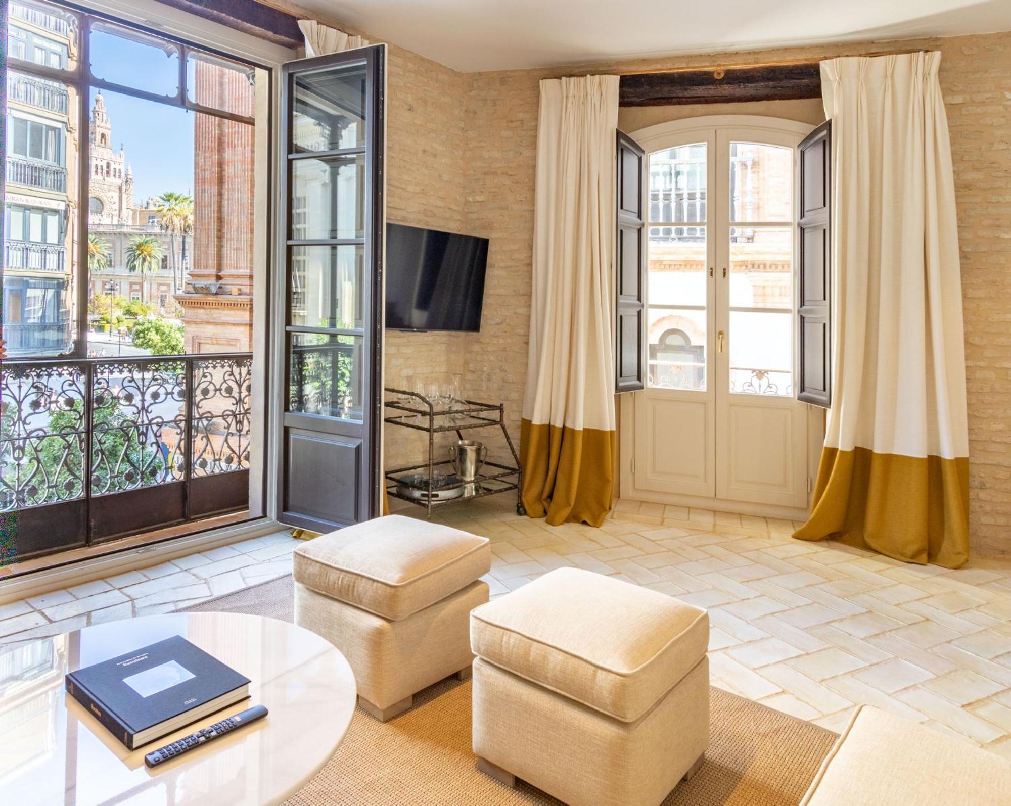 Casa De La Moneda Residences Sevilla Room photo